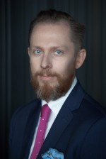 Kamil Tyszkiewicz, Dyrektor, Advisory and Transaction Services, Dział Powierzch Biurowych, CBRE Kamil Tyszkiewicz, Dyrektor, Advisory and Transaction Services, Dział Powierzch Biurowych, CBRE