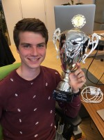 Bart Postmus, beste propedeusestudent Business Studies 2018 Bart Postmus, beste propedeusestudent Business Studies 2018