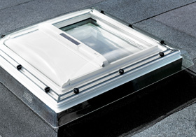 Buitenzonwering lichtkoepel 280px.jpg
