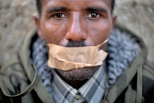 asylum-seeker-protesting.jpg