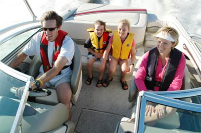 boating-safety-family-400x260.jpg