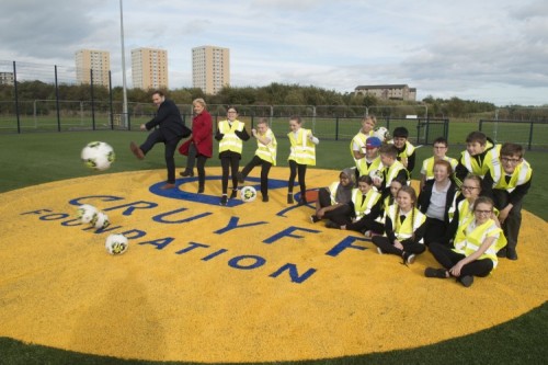 ACC_8529 - Aberdeen City Council Co-Leaders Cllr Jenny Laing and Cllr Douglas Lumsden join pupils of Tullos Primary School in trying out the new Cruyff Court Neale Cooper. ACC_8529