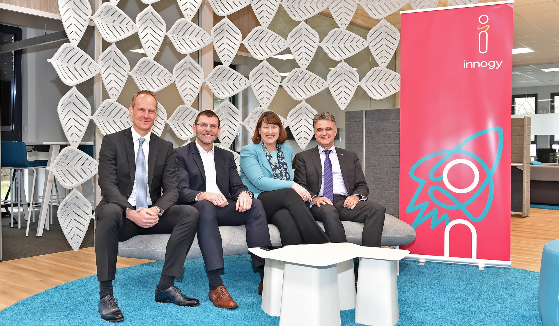 innogy und Westnetz freuen sich über neues Bürogebäude in Berzdorf innogy und Westnetz freuen sich über neues Bürogebäude in Berzdorf