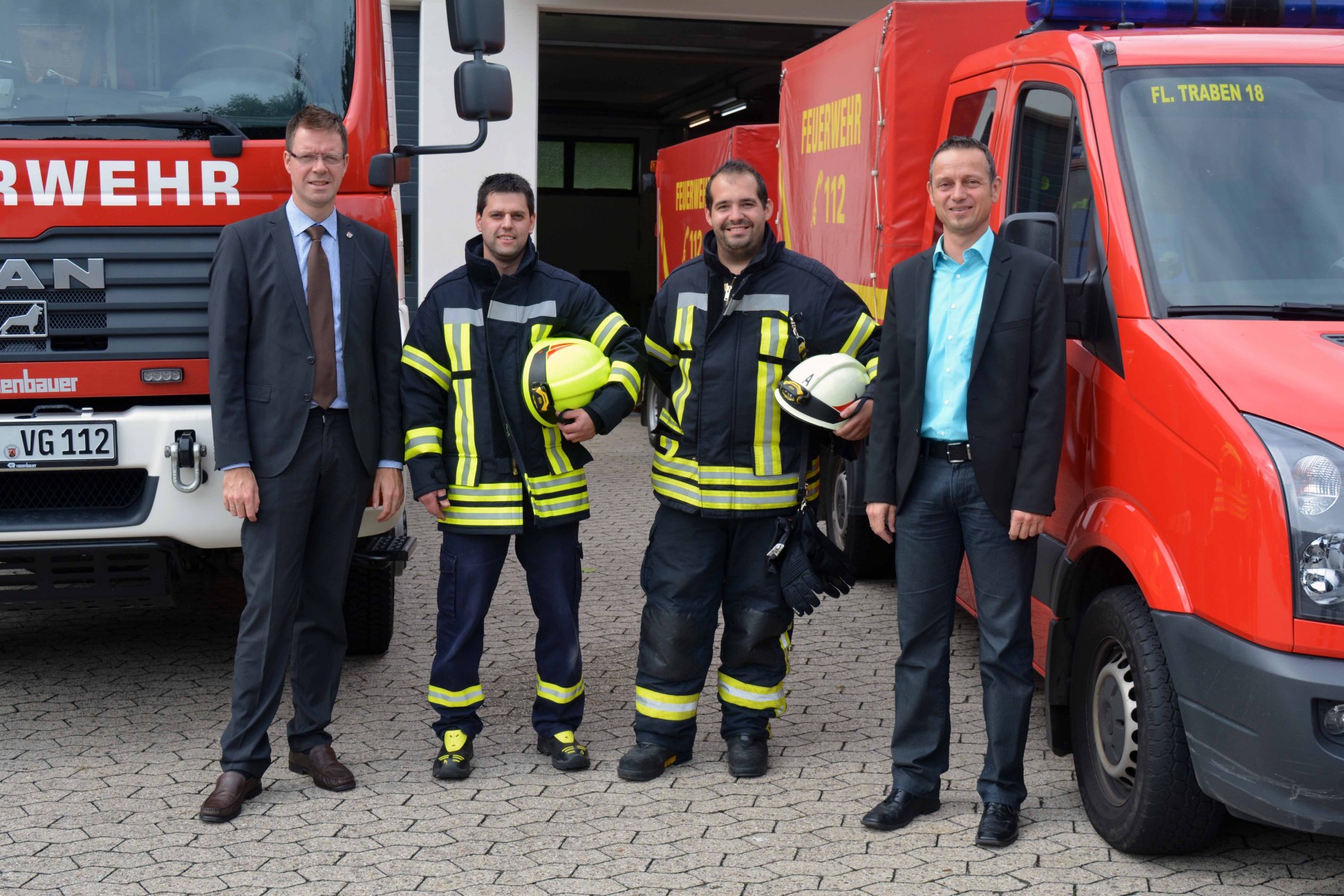 Gefahren bei Bränden erkennen und richtig handeln Gefahren bei Bränden erkennen und richtig handeln