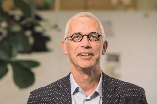 Robert Schuwer Robert Schuwer