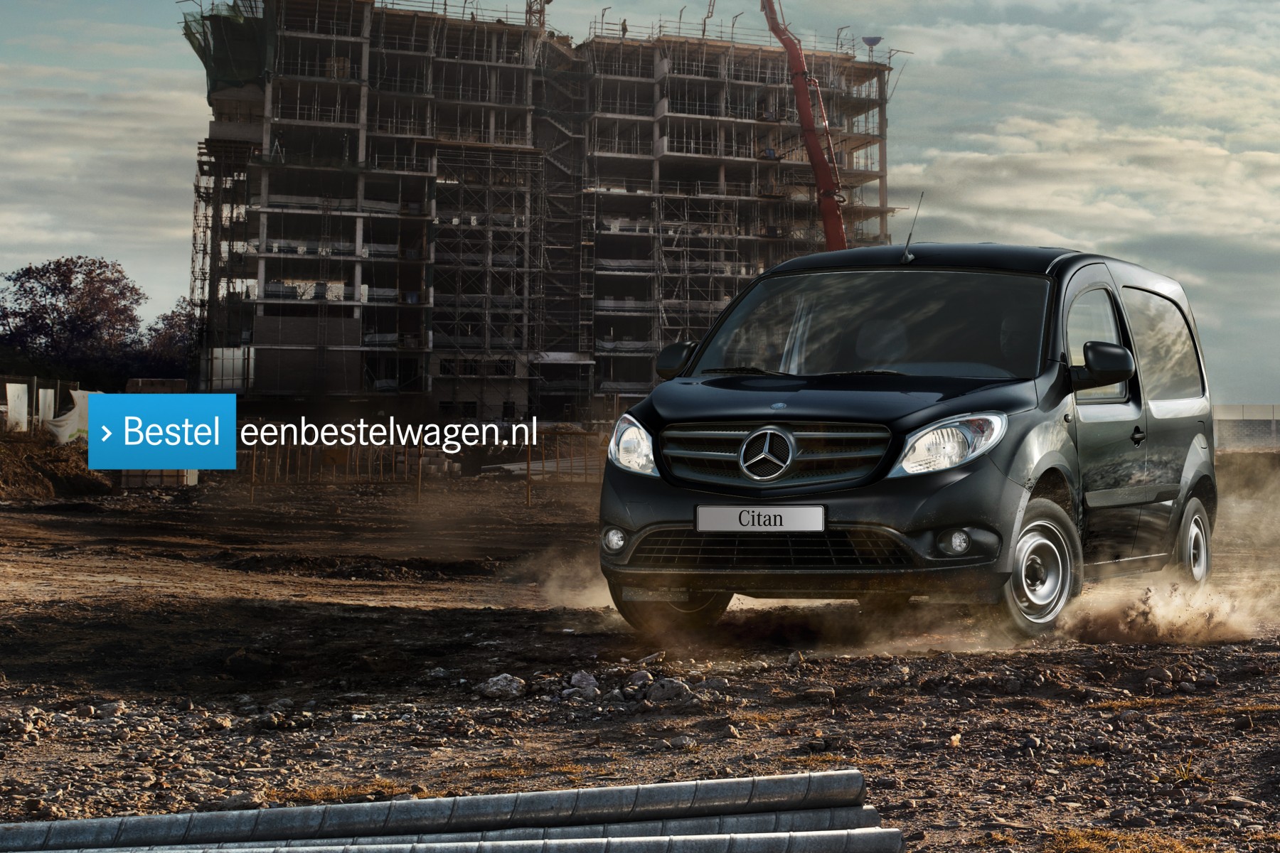 Vandaag lanceert Mercedes-Benz in samenwerking met haar bestelwagendealers een uniek initiatief: een webshop, www.besteleenbestelwagen.nl, voor de aanschaf van een nieuwe bestelwagen. Uniek, omdat dit de eerste keer is dat een bestelwagenmerk online nieuwe bestelwagens aanbiedt, vergelijkbaar met andere webwinkels. In eerste instantie is de Mercedes-Benz Citan online te bestellen; direct uit voorraad leverbaar met tot wel 15% besparing op de maandlasten. Vandaag lanceert Mercedes-Benz in samenwerking met haar bestelwagendealers een uniek initiatief: een webshop, www.besteleenbestelwagen.nl, voor de aanschaf van een nieuwe bestelwagen. Uniek, omdat dit de eerste keer is dat een bestelwagenmerk online nieuwe bestelwagens aanbiedt, vergelijkbaar met andere webwinkels. In eerste instantie is de Mercedes-Benz Citan online te bestellen; direct uit voorraad leverbaar met tot wel 15% besparing op de maandlasten.