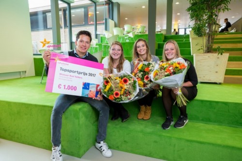 Roel Teillers, Linda van der Zijden, Romana Schuring en Jaimy Visser. - Student in Beeld: ‘Voor topsport en studiesucces is discipline nodig’ Roel Teillers, Linda van der Zijden, Romana Schuring en Jaimy Visser.