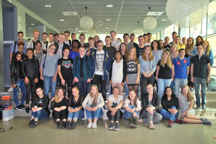 Een+deel+van+de+studenten+die+vorige+week+het+Kick-start+College+volgden.