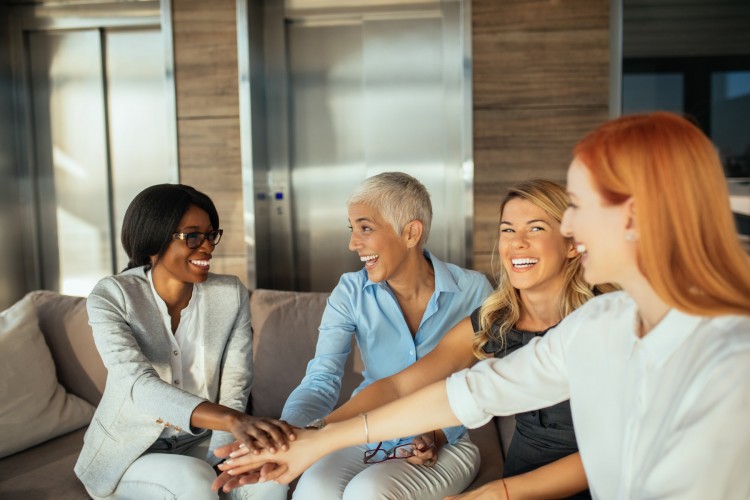 getty+-+group+of+business+women