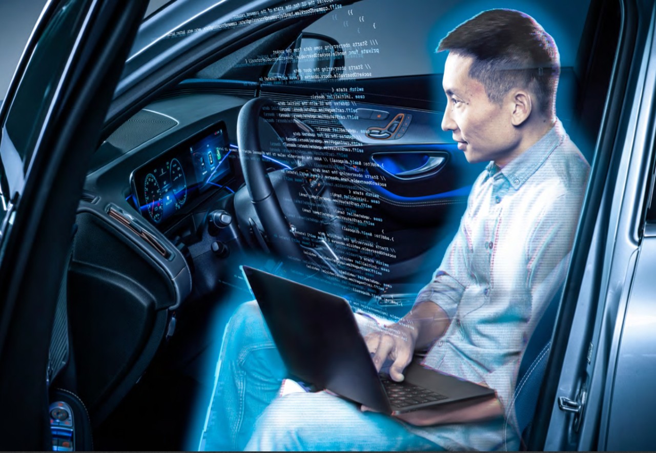 Mercede-Benz In-Car Coding Community (2) - Mercedes-Benz In-Car Coding Community jest międzynarodowym konkursem dla twórców oprogramowania, analityków, jak również startupów i firm. Poszukiwane są wybitne rozwiązania i pomysły, które wzbogacą cyfrowe wrażenia z jazdy. W tym celu Mercedes-Benz po raz pierwszy udostępnia Software Development Kit (SDK) i interfejsy (API). Mercede-Benz In-Car Coding Community (2)