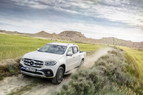 classe x 17C384_007 - Mercedes-Benz X-Klasse – Exterieur, Beringweiß metallic, Ausstattungslinie POWER
Mercedes-Benz X-Class – Exterior, bering white metallic, design and equipment line POWER classe x 17C384_007