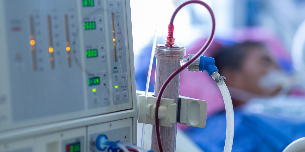 A drug researchers hoped would slow the progression of diabetic kidney disease showed no clinical benefit in a three-year clinical trial. At least half of people with Type 1 diabetes develop kidney disease, which often progresses to kidney failure requiring dialysis or a kidney transplant. (Photo: Getty Images) A drug researchers hoped would slow the progression of diabetic kidney disease showed no clinical benefit in a three-year clinical trial. At least half of people with Type 1 diabetes develop kidney disease, which often progresses to kidney failure requiring dialysis or a kidney transplant. (Photo: Getty Images)