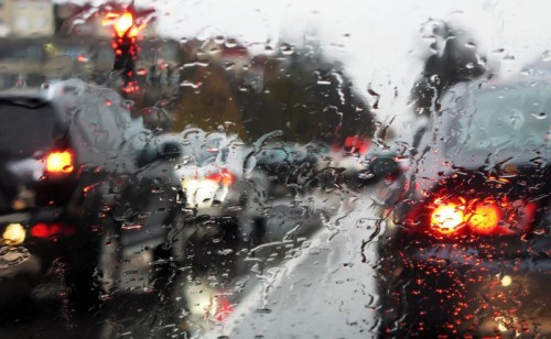 SLIP UP IMAGE - dense traffic on a rainy day; Shutterstock ID 40377937 SLIP UP IMAGE