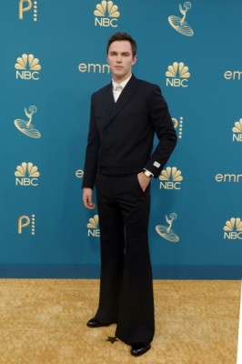 Nicholas Hoult wearing Jaeger-LeCoultre Reverso watch attends the 74th Primetime Emmys @gettyimages Nicholas Hoult wearing Jaeger-LeCoultre Reverso watch attends the 74th Primetime Emmys @gettyimages