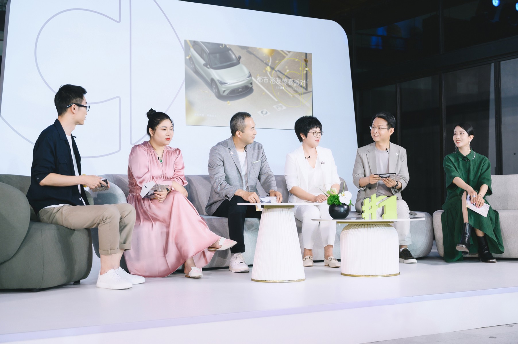8.smart跨界携手都市密友为惊喜派对带来别样魅力 - 8.smart跨界携手都市密友为惊喜派对带来别样魅力