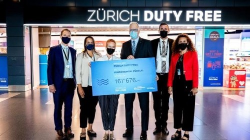Charity Water - v.l.n.r: Lorenz Asch, Isabell Joos, Eva Lindemann, Oliver Sack, Michael Bruderer, Isabel Zarza Charity Water