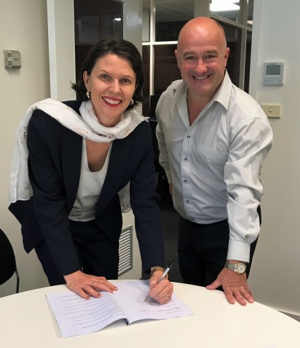 Bass+Coast+Shire+Council+new+CEO+Ali+Wastie+and+Mayor+Cr+Brett+Tessari