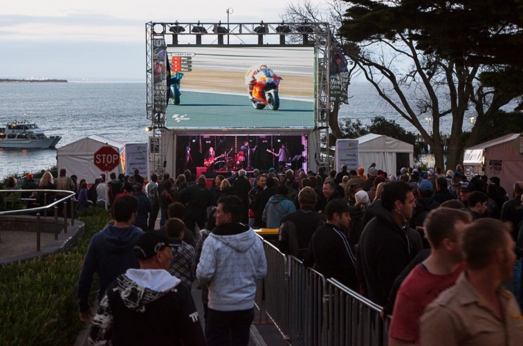 Head+to+the+bottom+end+of+Thompson+Avenue+in+Cowes+for+plenty+of+free+live+entertainment+over+the+MotoGP+weekend.