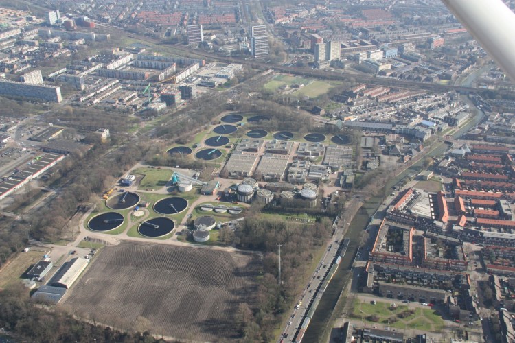 Rioolwaterzuiveringsinstallatie Utrecht 2013.