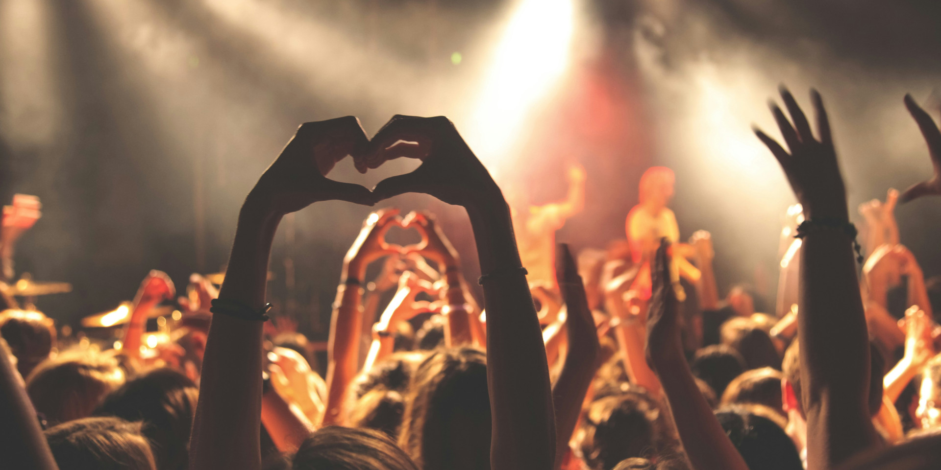 1 em cada 5 brasileiros viajarão esse ano para participar de festivais de música ou eventos esportivos 1 em cada 5 brasileiros viajarão esse ano para participar de festivais de música ou eventos esportivos