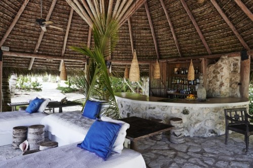 Kamalame Cay Bar