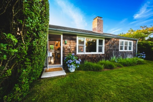 And just like that, disfruta de tus vacaciones en la casa de Sarah Jessica Parker gracias a Booking.com