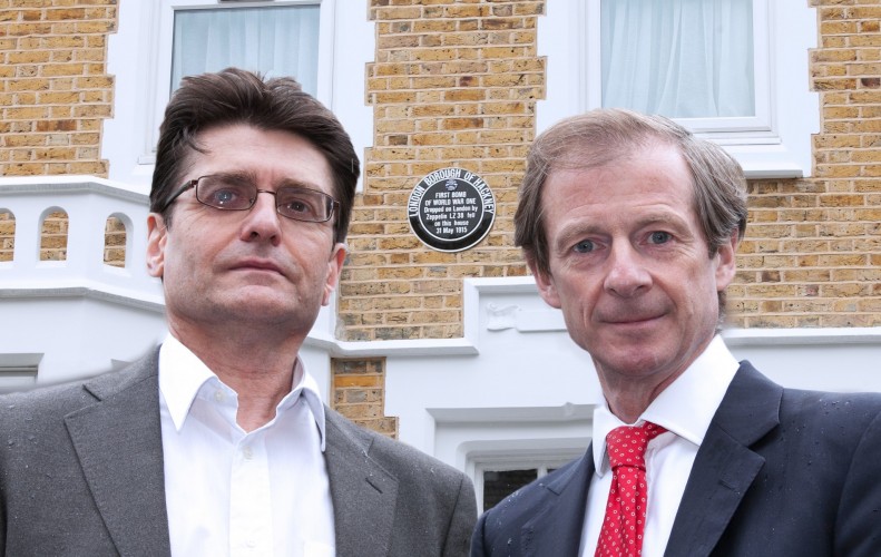 cllrguynicholsonandiancastle.jpg