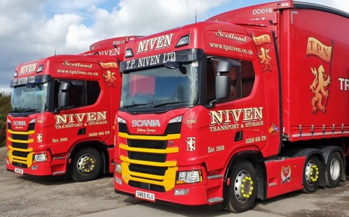 418-Michelin-TP-Niven - The Fleet Engineer for transport and storage specialist TP Niven has praised Michelin for its role in ensuring his vehicles can operate at maximum utilisation during these unprecedented times. 418-Michelin-TP-Niven