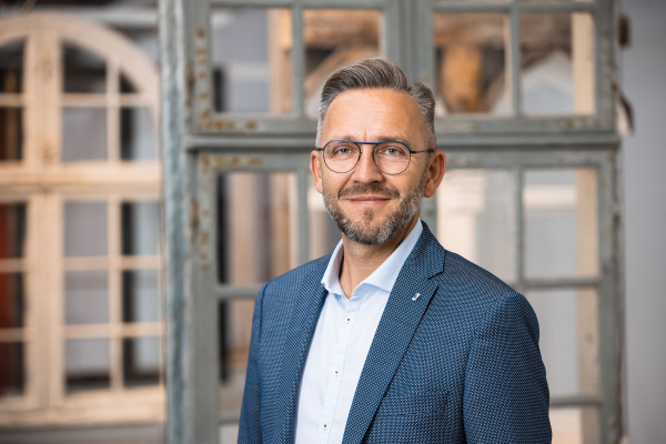 - powiedział podczas otwarcia Robert Purol, dyrektor generalny fabryk VELUX w Gnieźnie.