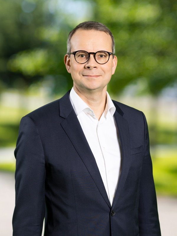Esa Niinim&auml;ki, Chief Legal Officer of Nokia