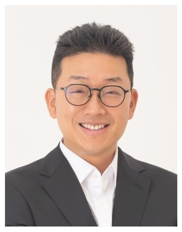 Yongsuk Choi, Chief Strategy Officer - Product & Infrastructure, Empyrion Digital.