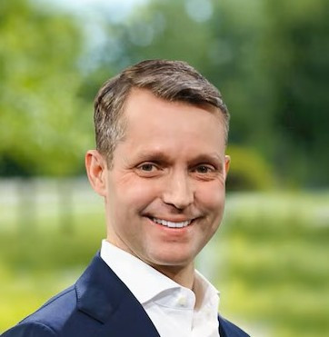 Justin Hotard, President and CEO at Nokia Justin Hotard, President and CEO at Nokia