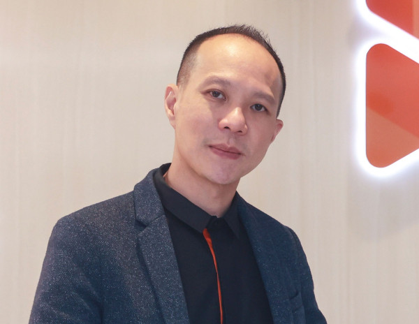 Alex Loh, Chief Executive Officer of Symphony Communication Public Company Limited