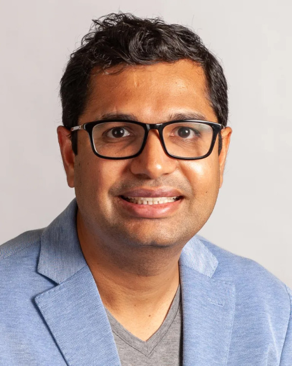 Dr. Dishant Pandya, Associate Professor