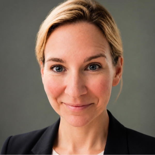 Jennifer Hoke, Bellevue University Graduate and Director of Credentialing & Compliance, Midlands Choice
