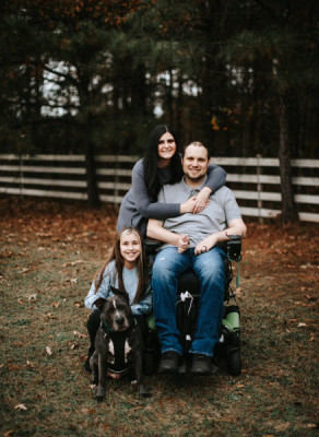 Dakota Walls with his wife, Kayla, and daughter, Raegan.