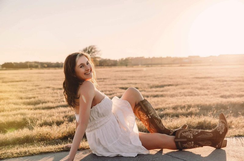 Maddie Hoffman photos 1 (7)