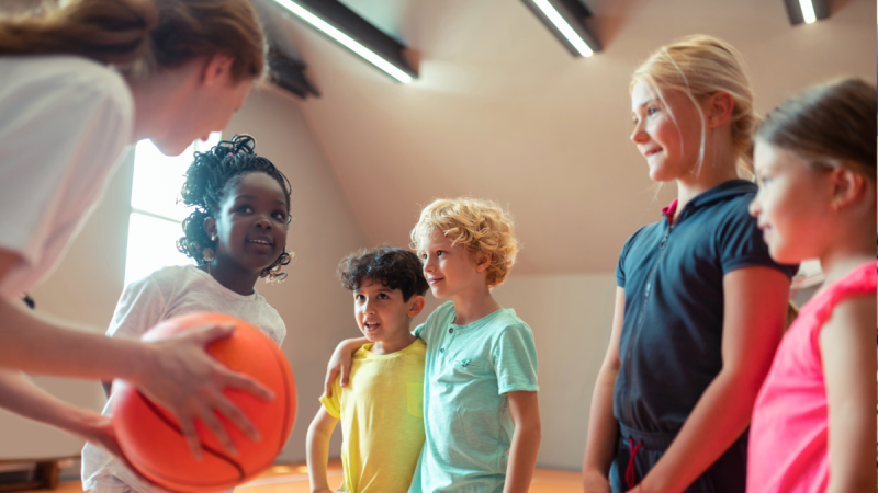 kids playing basketball