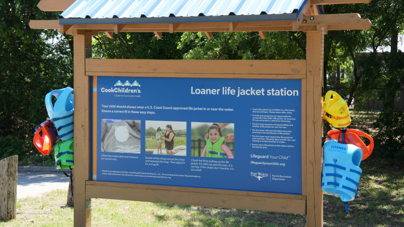 Loaner Life Jacket Station at Lake Worth.