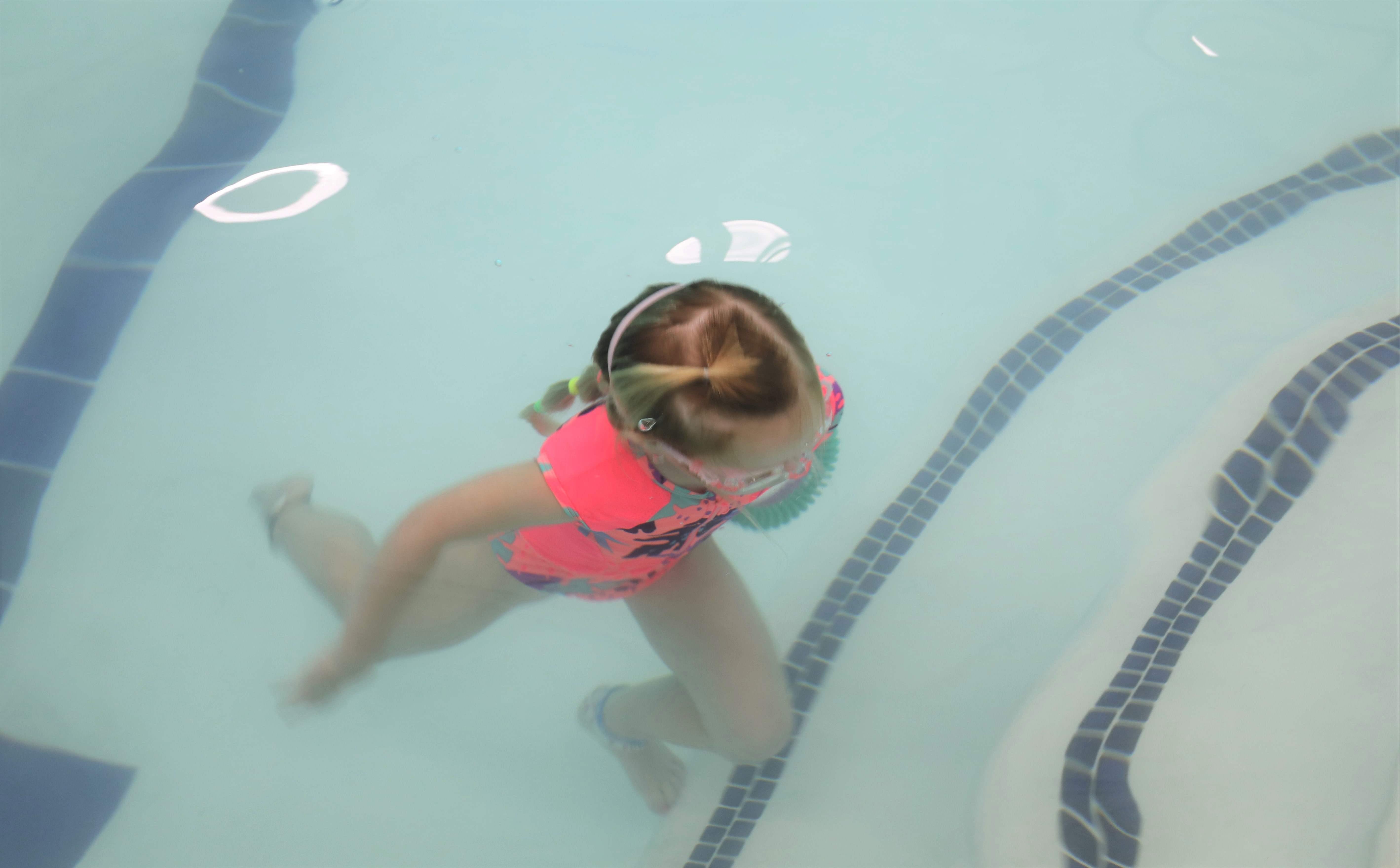 What Color Is Your Child's Swimsuit? Experts Say Choose Safety Over Fashion