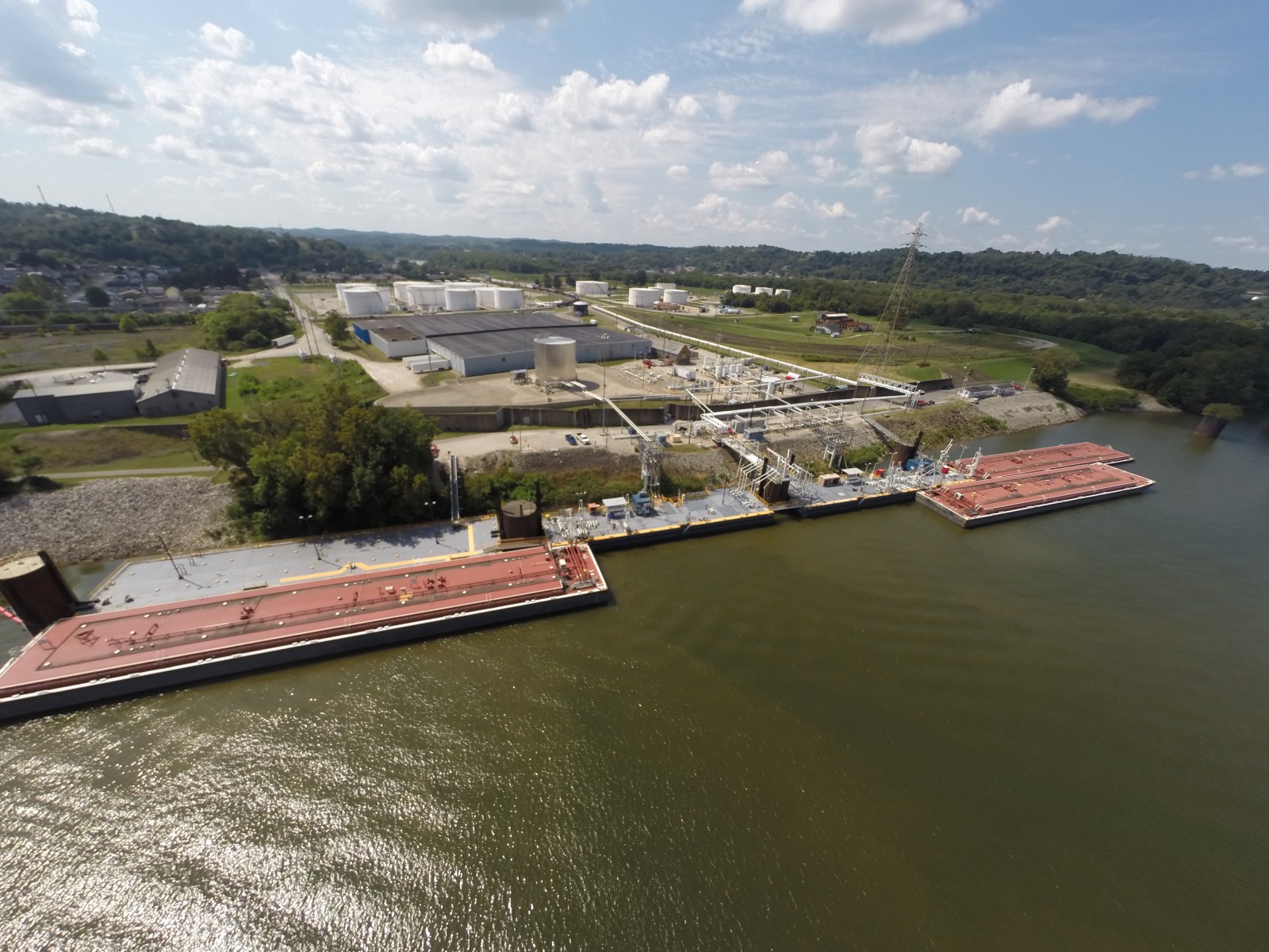 Kenova terminal provides 44,000 gallons of water to local fire departments