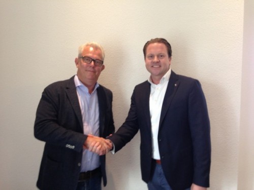 Elo Dhaene, directeur Isoprofs (links) en Sander Leenders, directeur Energie+ Essent