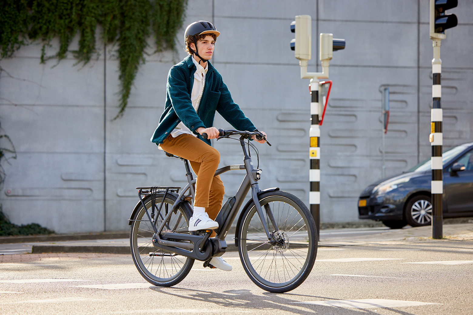 gazelle bleu electrique femme