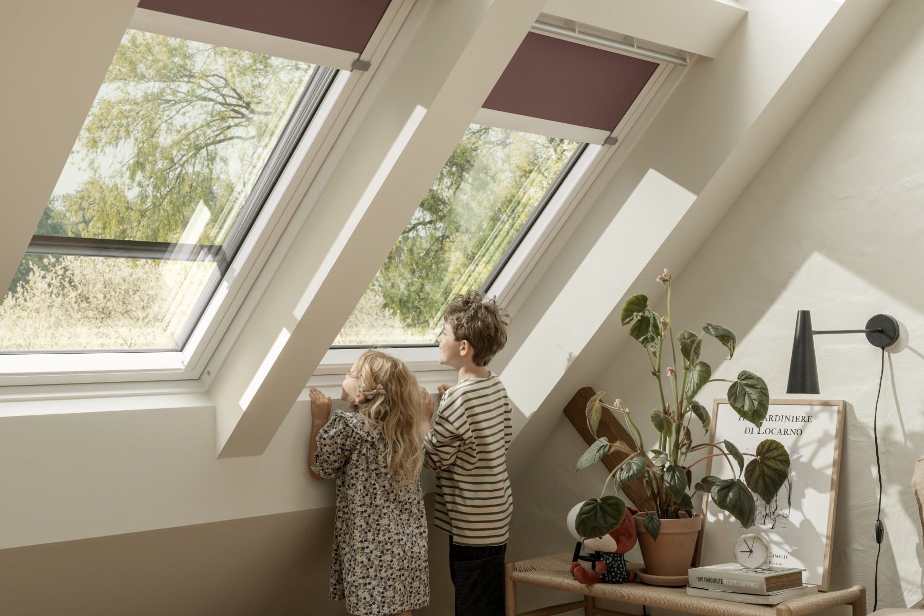 VELUX Lance Sa Nouvelle G n ration De Stores Motoris s velux-lance-sa-nouvelle-g-n-ration-de-stores-motoris-s