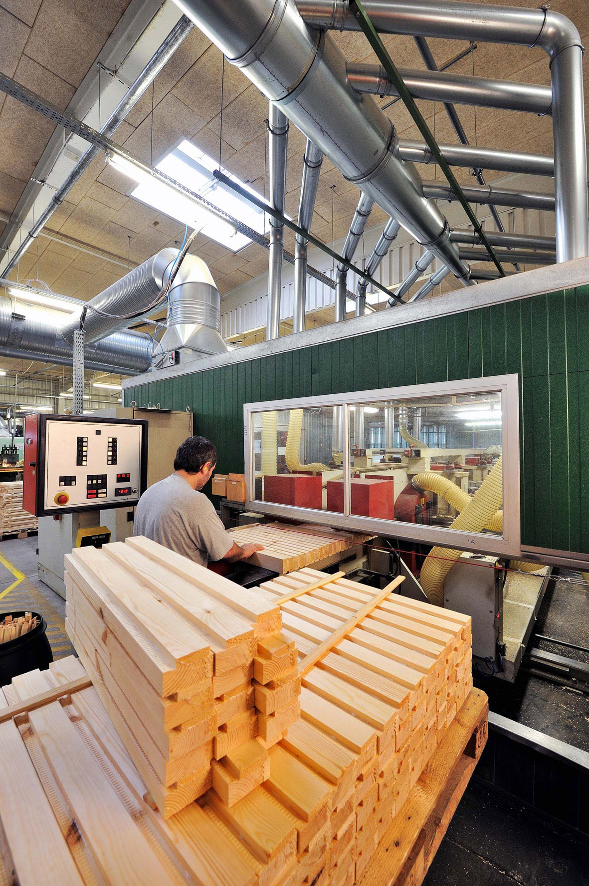 Houtsnippers extractie machine.jpg