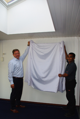 Onthulling VELUX dakraam kunstwerk 280px.jpg