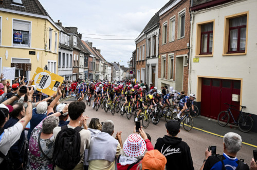 Tour de France fans 2025