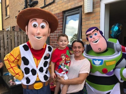 妈妈支持儿童脑肿瘤研究的真挚理由