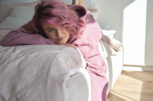 不想让朋友知道：青少年如何与克罗恩病或溃疡性结肠炎共同成长