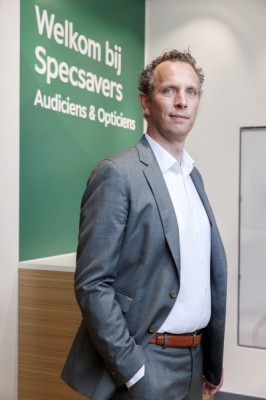 VAN DER HOEVEN 13